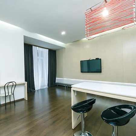 Kreschatik 21 With Terrace 2br